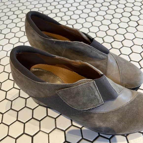 Earthies brand shoes - Picture 3 of 10